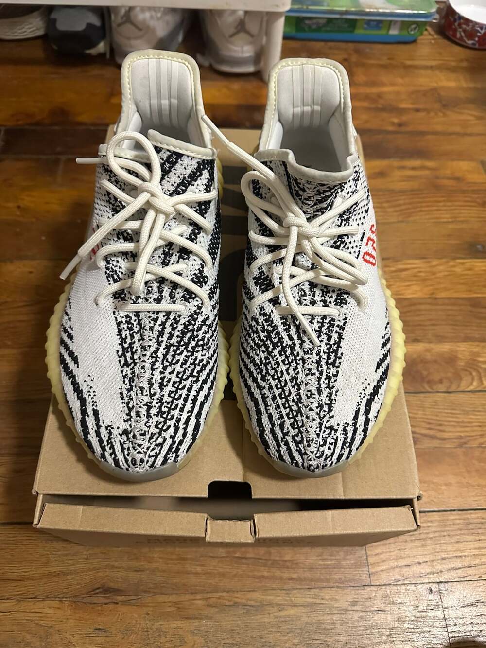 Adidas Yeezy Boost 350 V2 Zebra CP9654 Size 9.5